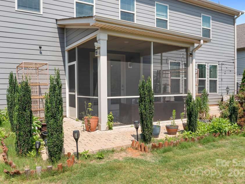 16324 Loch Raven Road, Huntersville, NC 28078.  MLS# CAR4268503, YatesRealty ID 22077. 