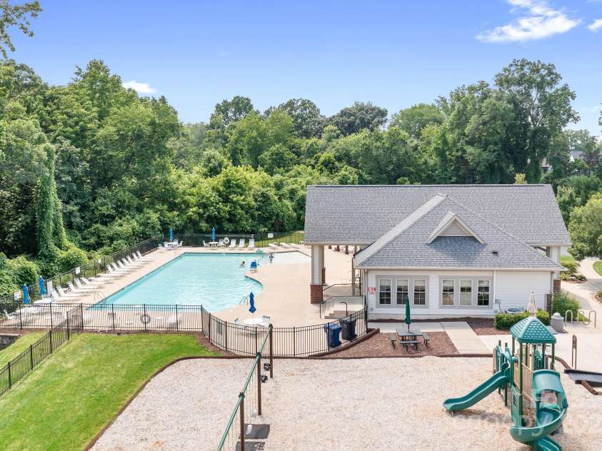 16324 Loch Raven Road, Huntersville, NC 28078.  MLS# CAR4268503, YatesRealty ID 22077. 