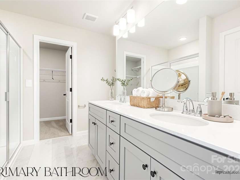 217 Lake George Drive, Shelby, NC 28152.  MLS# CAR4272843, YatesRealty ID 22078. 