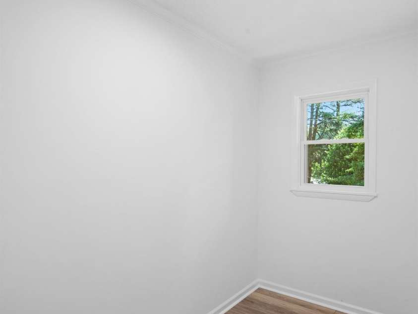 26 Eastside Drive, Lexington, NC 27292.  MLS# CAR4379159, YatesRealty ID 22079. 