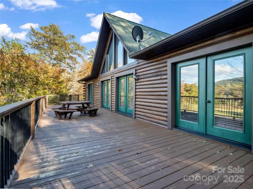 134 Raleigh Drive, Lake Lure, NC 28746.  MLS# CAR4320542, YatesRealty ID 2208. 