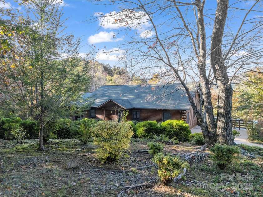 134 Raleigh Drive, Lake Lure, NC 28746.  MLS# CAR4320542, YatesRealty ID 2208. 