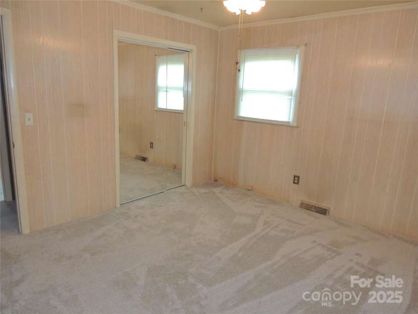 200 Allen Loop Road, Rutherfordton, NC 28139.  MLS# CAR4211065, YatesRealty ID 2208. Bedroom # 1