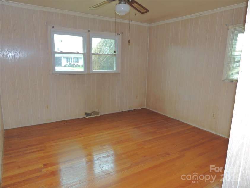 200 Allen Loop Road, Rutherfordton, NC 28139.  MLS# CAR4211065, YatesRealty ID 2208. Bedroom # 3