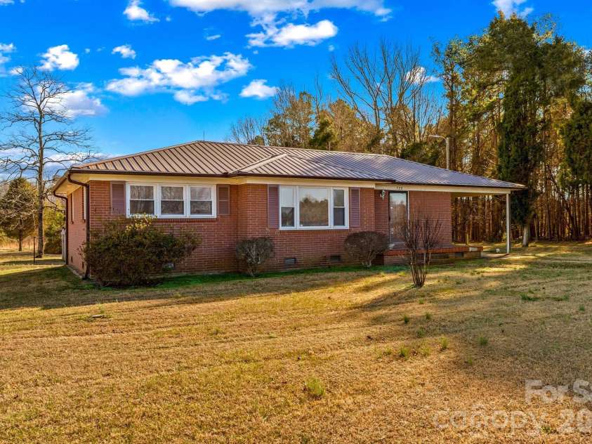 735 Grace Church Road, Salisbury, NC 28147.  MLS# CAR4336290, YatesRealty ID 2208. 