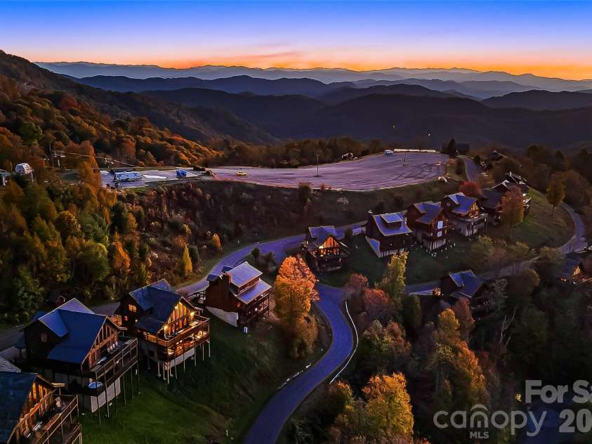 121 Scenic Wolf Drive, Mars Hill, NC 28754.  MLS# CAR4372121, YatesRealty ID 22080. A stone's throw from Hatley's Pointe Ski Destination