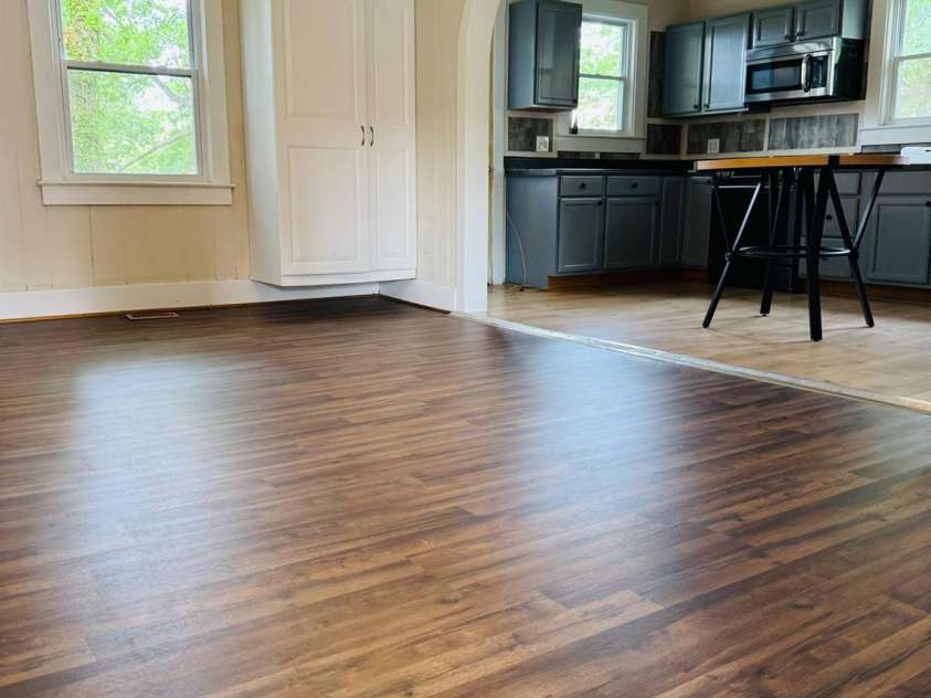 207 Ridge Street, Lenoir, NC 28645.  MLS# CAR4260016, YatesRealty ID 22080. 