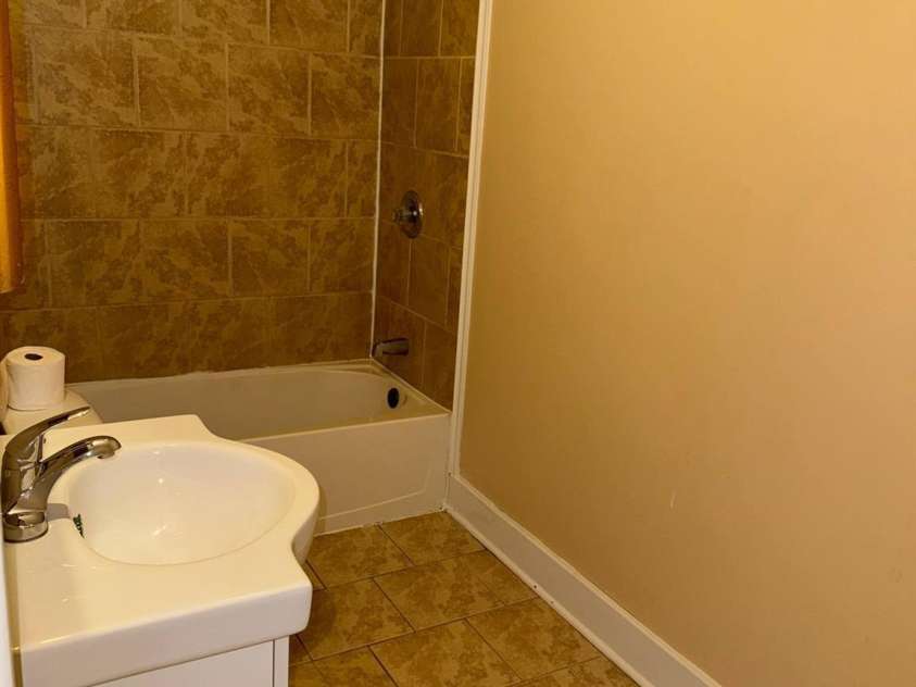 207 Ridge Street, Lenoir, NC 28645.  MLS# CAR4260016, YatesRealty ID 22080. 