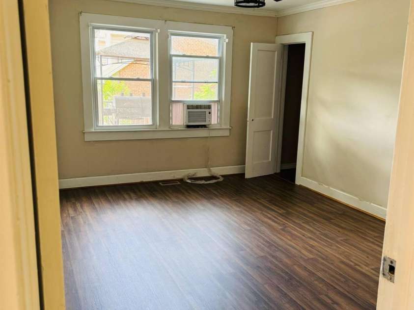 207 Ridge Street, Lenoir, NC 28645.  MLS# CAR4260016, YatesRealty ID 22080. 