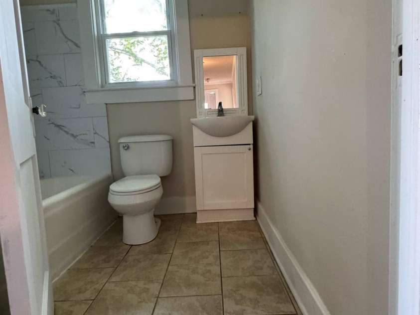 207 Ridge Street, Lenoir, NC 28645.  MLS# CAR4260016, YatesRealty ID 22080. 