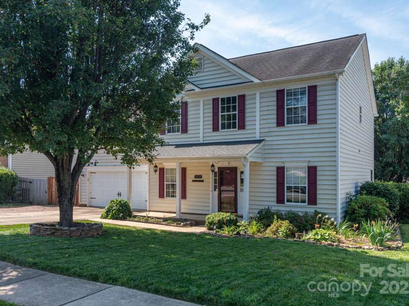 9410 Culcairn Road, Huntersville, NC 28078.  MLS# CAR4274370, YatesRealty ID 22081. 