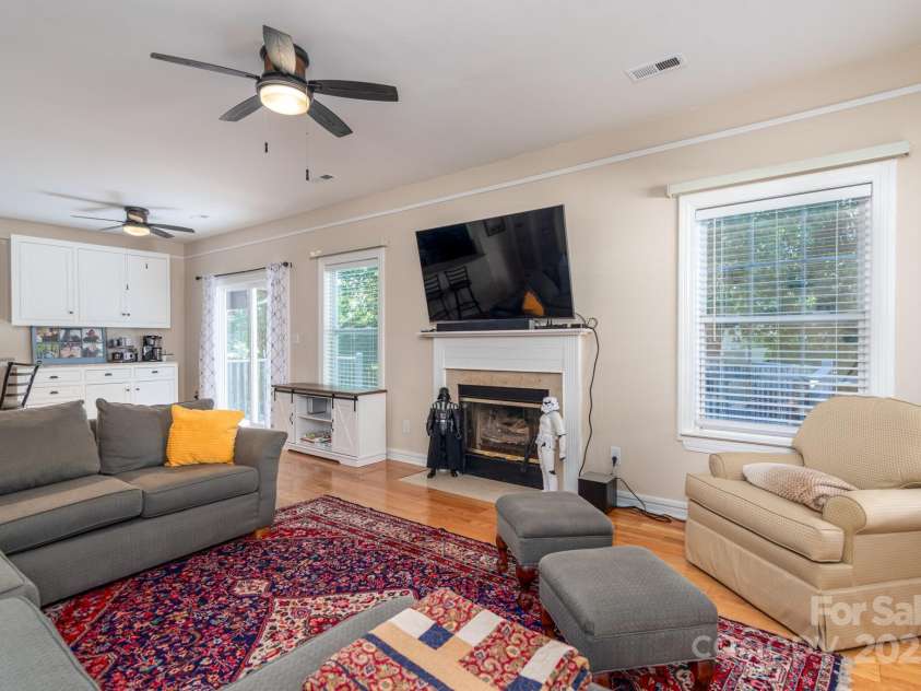 9410 Culcairn Road, Huntersville, NC 28078.  MLS# CAR4274370, YatesRealty ID 22081. 