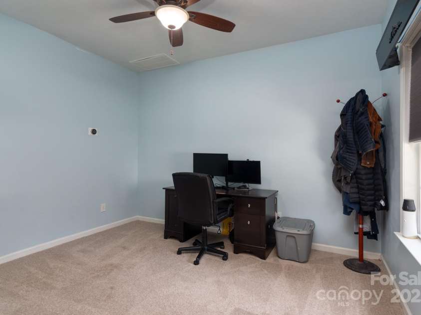 9410 Culcairn Road, Huntersville, NC 28078.  MLS# CAR4274370, YatesRealty ID 22081. 