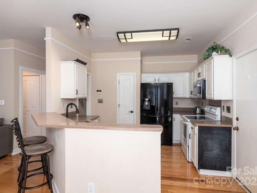 9410 Culcairn Road, Huntersville, NC 28078.  MLS# CAR4274370, YatesRealty ID 22081. 