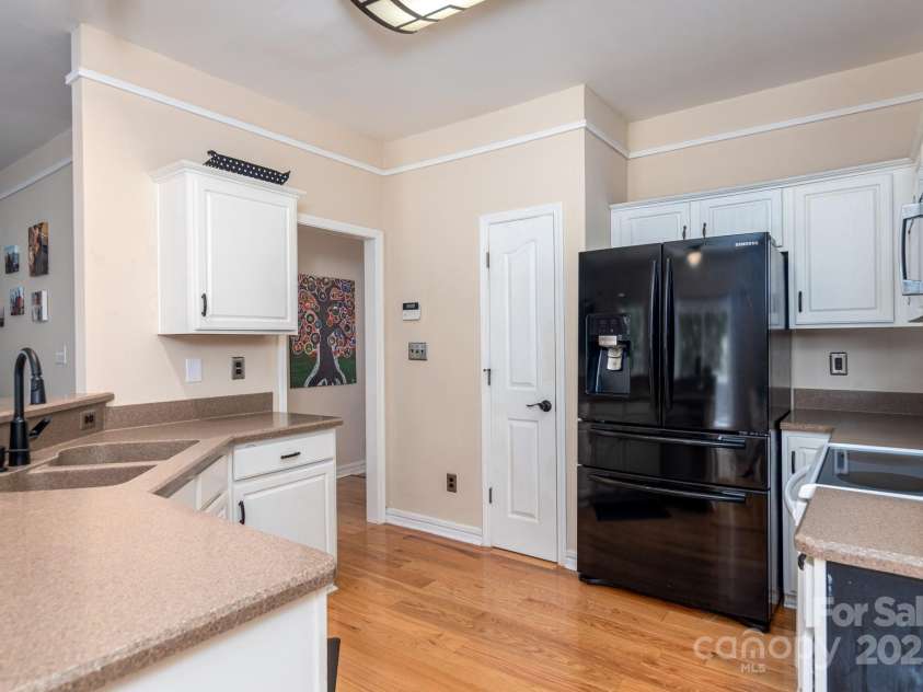 9410 Culcairn Road, Huntersville, NC 28078.  MLS# CAR4274370, YatesRealty ID 22081. 
