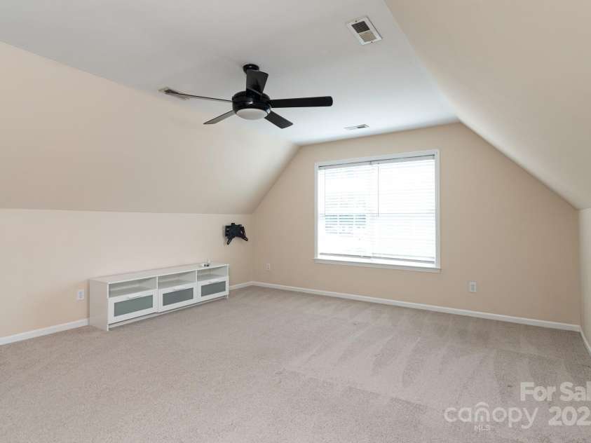 9410 Culcairn Road, Huntersville, NC 28078.  MLS# CAR4274370, YatesRealty ID 22081. 