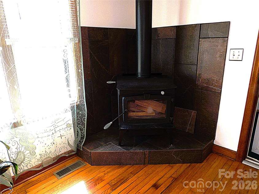 332 Epley Drive, Marion, NC 28752.  MLS# CAR4374725, YatesRealty ID 22082. 