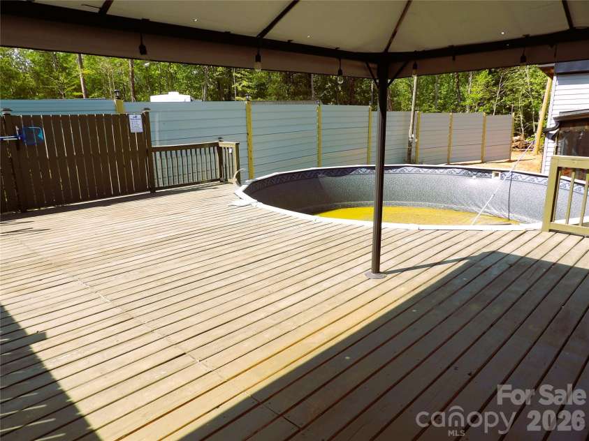 332 Epley Drive, Marion, NC 28752.  MLS# CAR4374725, YatesRealty ID 22082. 