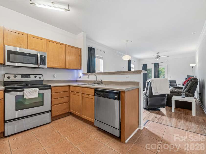 221 Appeldoorn Circle, Asheville, NC 28803.  MLS# CAR4381489, YatesRealty ID 22084. 