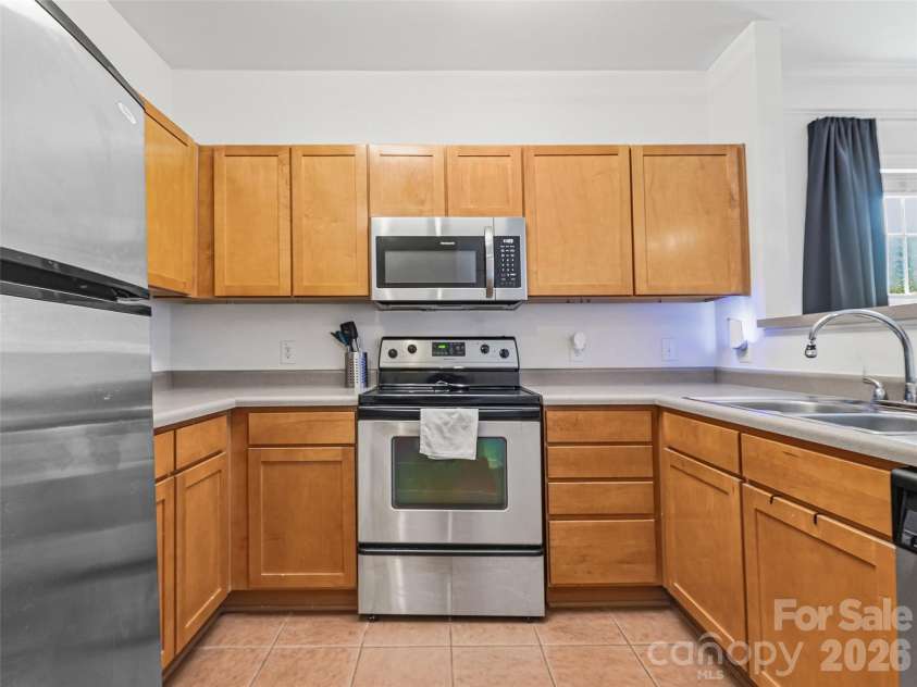 221 Appeldoorn Circle, Asheville, NC 28803.  MLS# CAR4381489, YatesRealty ID 22084. 