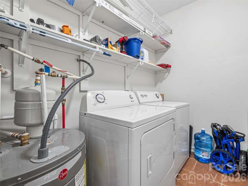 221 Appeldoorn Circle, Asheville, NC 28803.  MLS# CAR4381489, YatesRealty ID 22084. 
