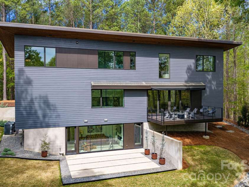 123 Honeydew Circle, Troutman, NC 28166.  MLS# CAR4372169, YatesRealty ID 22086. 