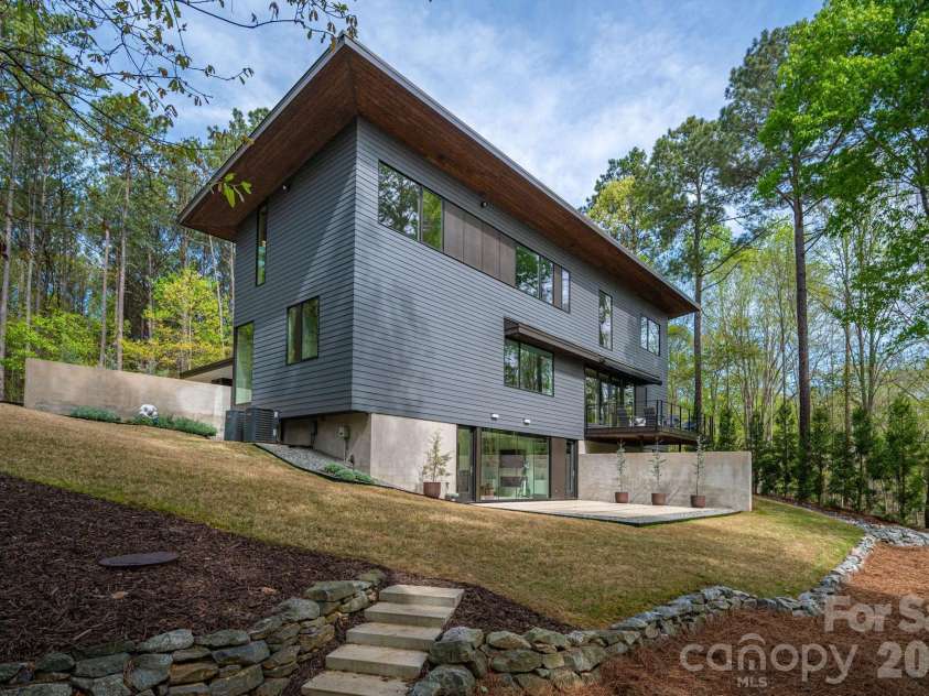 123 Honeydew Circle, Troutman, NC 28166.  MLS# CAR4372169, YatesRealty ID 22086. 