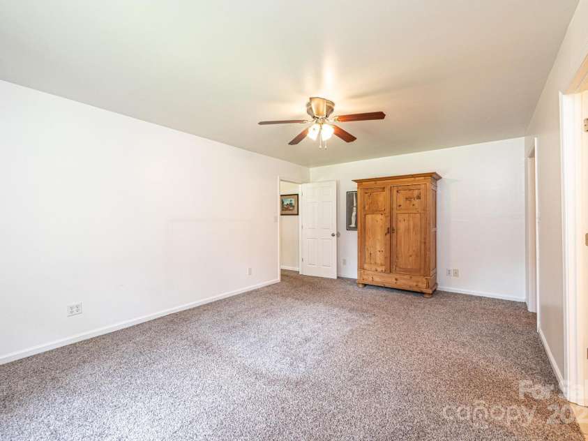 4010 Carlton Drive, Claremont, NC 28610.  MLS# CAR4270798, YatesRealty ID 22087. 
