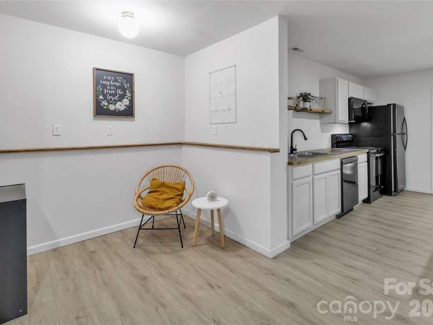 128 Spencer Woods Drive, Dallas, NC 28034.  MLS# CAR4376736, YatesRealty ID 22088. Basement office