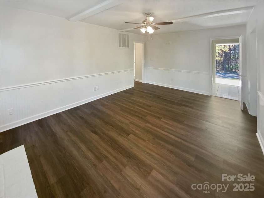 6227 Thermal Road, Charlotte, NC 28211.  MLS# CAR4235986, YatesRealty ID 22088. 