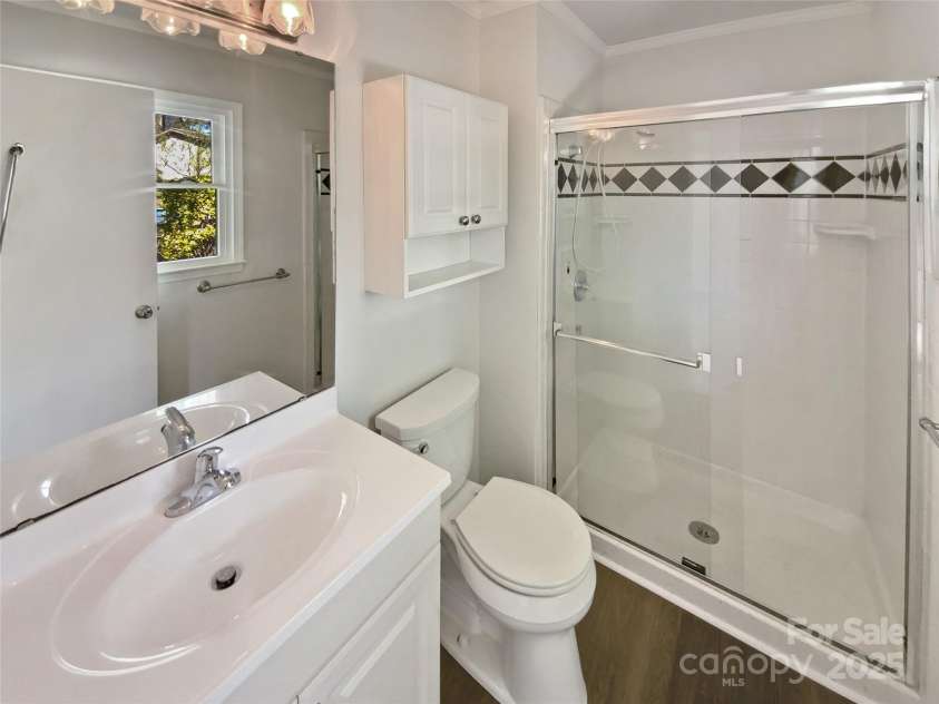 6227 Thermal Road, Charlotte, NC 28211.  MLS# CAR4235986, YatesRealty ID 22088. 