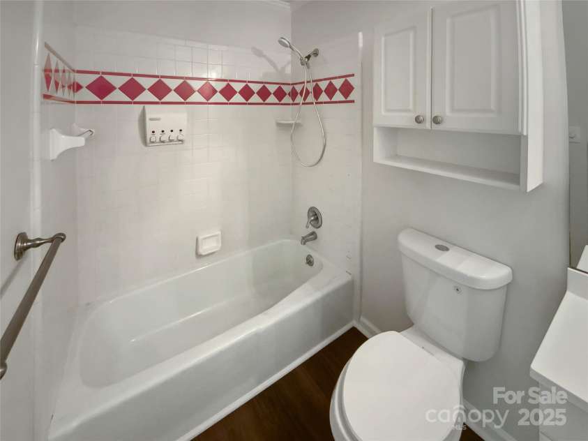 6227 Thermal Road, Charlotte, NC 28211.  MLS# CAR4235986, YatesRealty ID 22088. 