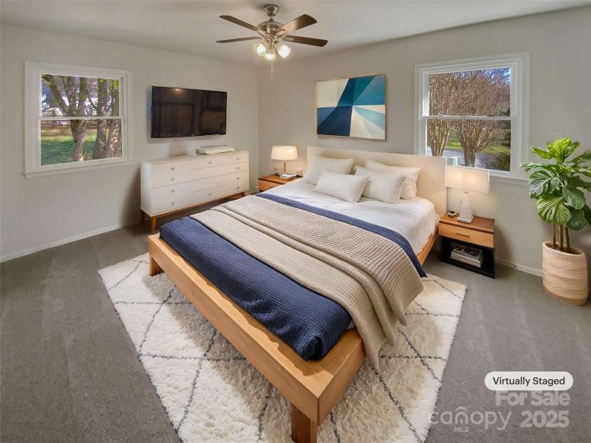 6227 Thermal Road, Charlotte, NC 28211.  MLS# CAR4235986, YatesRealty ID 22088. Virtually Staged
