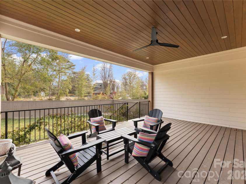 700 Mcalway Road, Charlotte, NC 28211.  MLS# CAR4339888, YatesRealty ID 22089. 