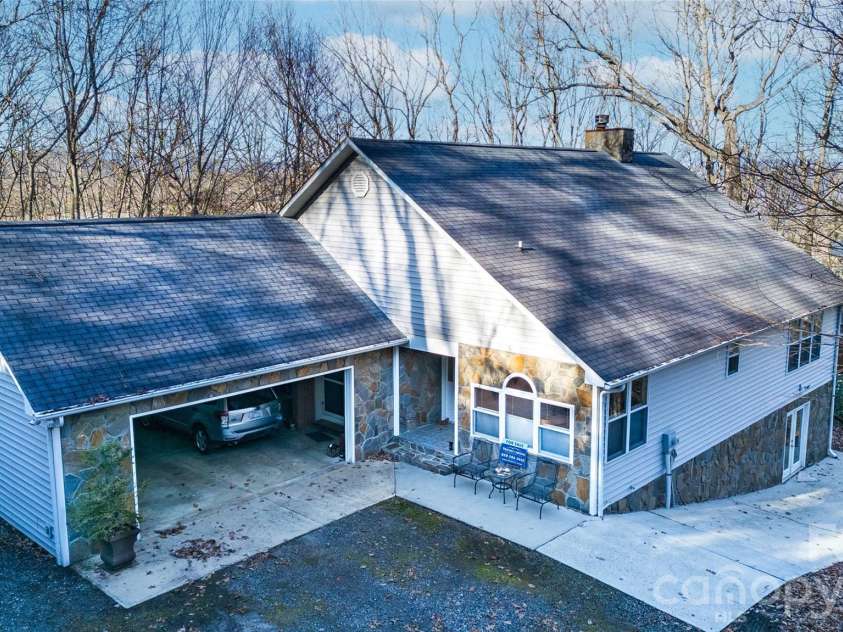 194 Ridgeview Drive, Whittier, NC 28789.  MLS# CAR4326824, YatesRealty ID 2209. 