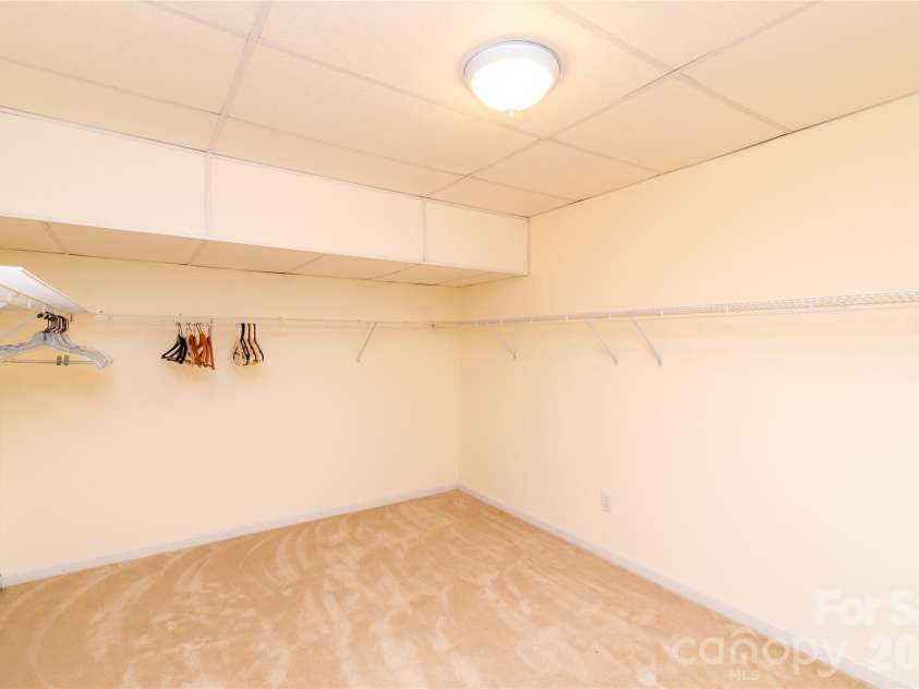 194 Ridgeview Drive, Whittier, NC 28789.  MLS# CAR4326824, YatesRealty ID 2209. 