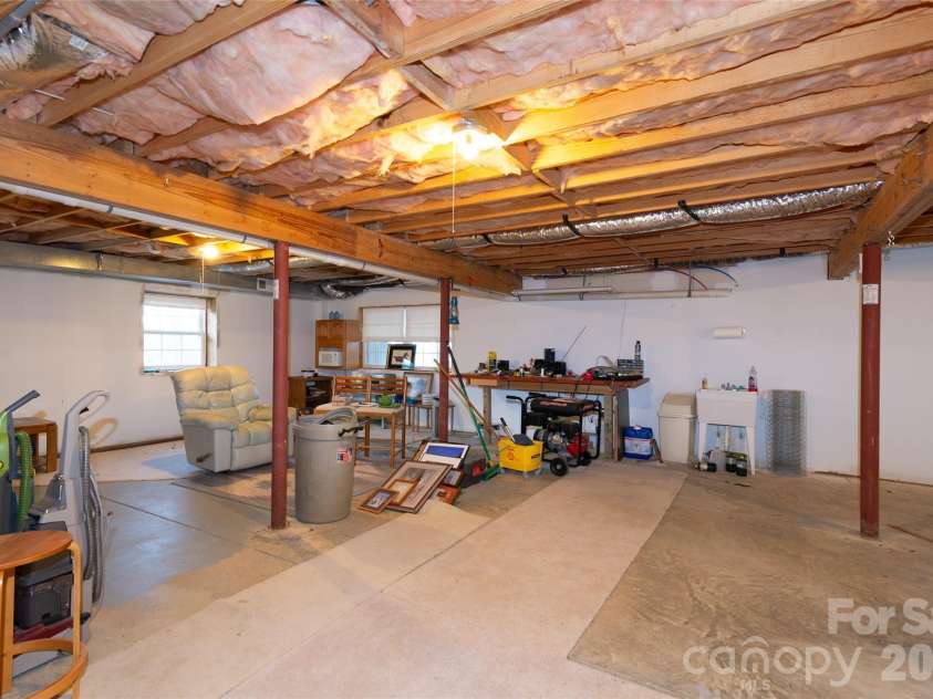 194 Ridgeview Drive, Whittier, NC 28789.  MLS# CAR4326824, YatesRealty ID 2209. 