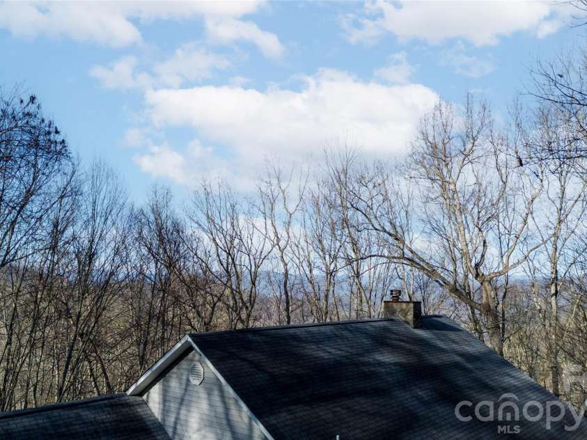 194 Ridgeview Drive, Whittier, NC 28789.  MLS# CAR4326824, YatesRealty ID 2209. 