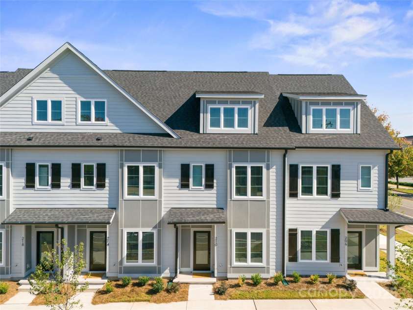 210 Freeland Lane, Charlotte, NC 28217.  MLS# CAR4227731, YatesRealty ID 2209. 