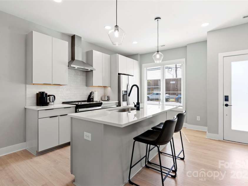 210 Freeland Lane, Charlotte, NC 28217.  MLS# CAR4227731, YatesRealty ID 2209. 