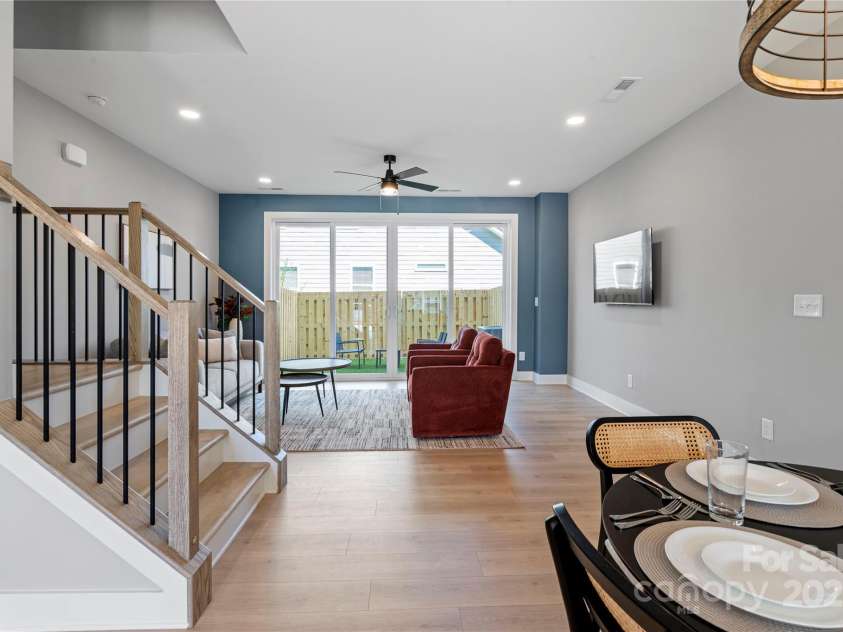 210 Freeland Lane, Charlotte, NC 28217.  MLS# CAR4227731, YatesRealty ID 2209. 