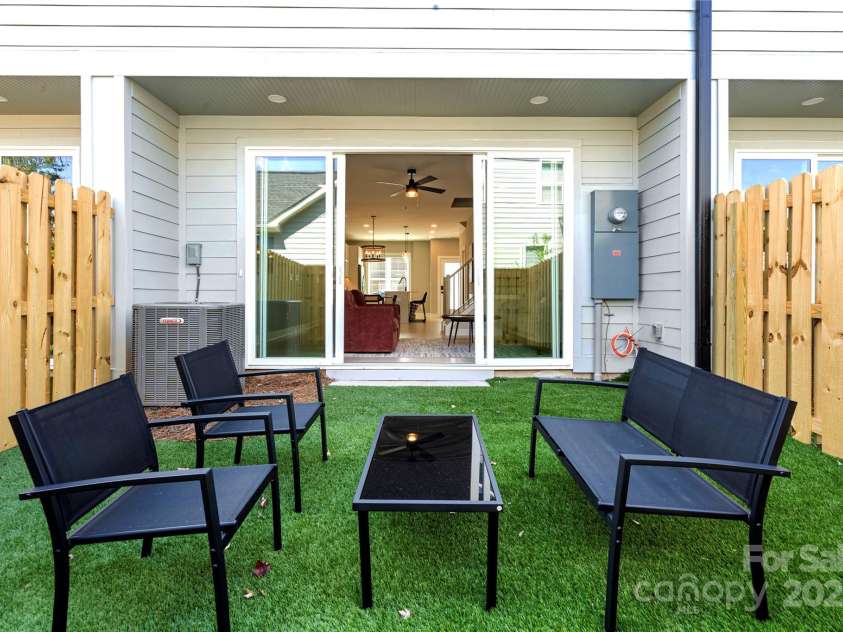 210 Freeland Lane, Charlotte, NC 28217.  MLS# CAR4227731, YatesRealty ID 2209. 