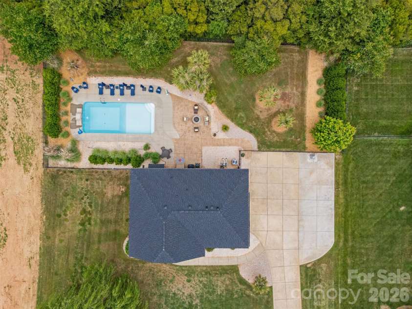 2105 Belle Regal Circle, Rock Hill, SC 29732.  MLS# CAR4377337, YatesRealty ID 22090. 