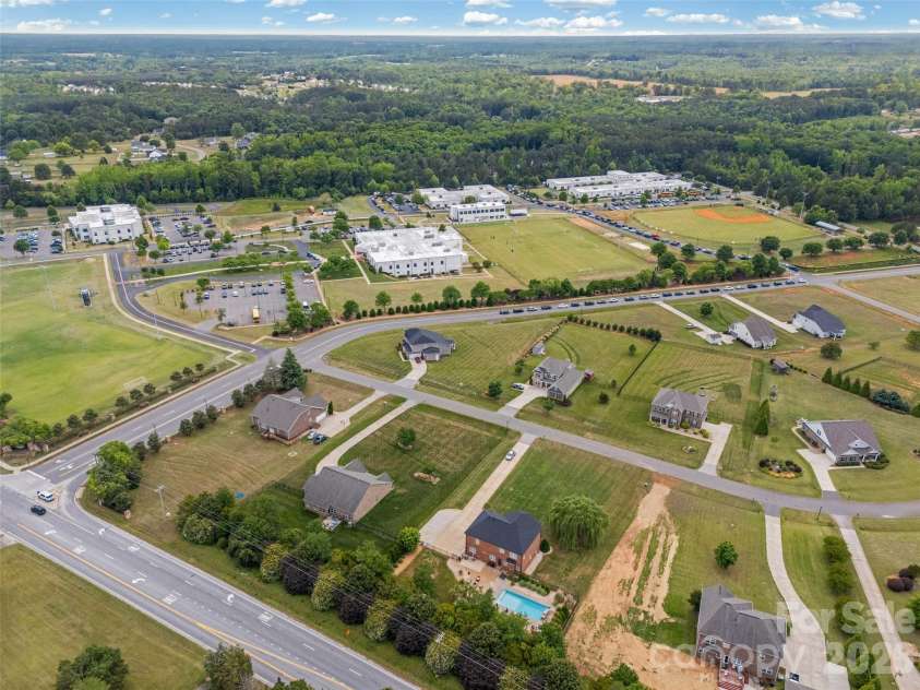 2105 Belle Regal Circle, Rock Hill, SC 29732.  MLS# CAR4377337, YatesRealty ID 22090. 