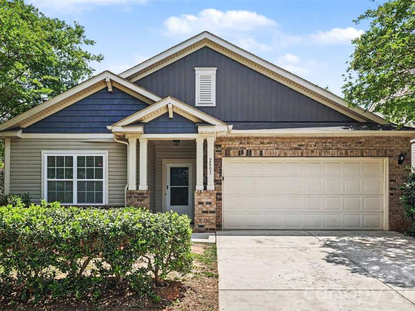 2805 Devon Street, Charlotte, NC 28213.  MLS# CAR4381243, YatesRealty ID 22092. 