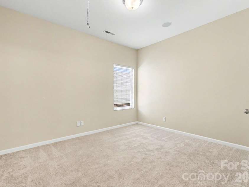 2805 Devon Street, Charlotte, NC 28213.  MLS# CAR4381243, YatesRealty ID 22092. 