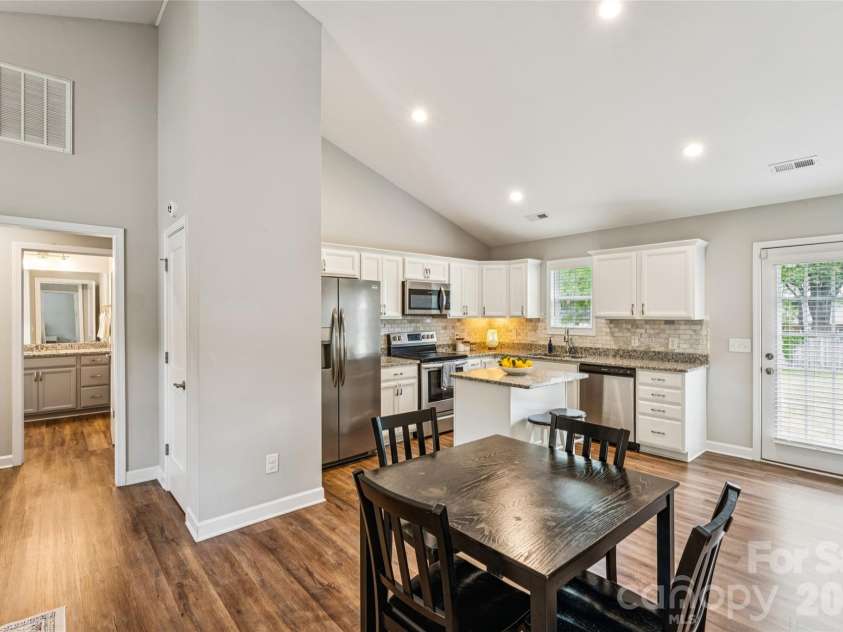 414 Cove Lane, China Grove, NC 28023.  MLS# CAR4377440, YatesRealty ID 22094. Dining area