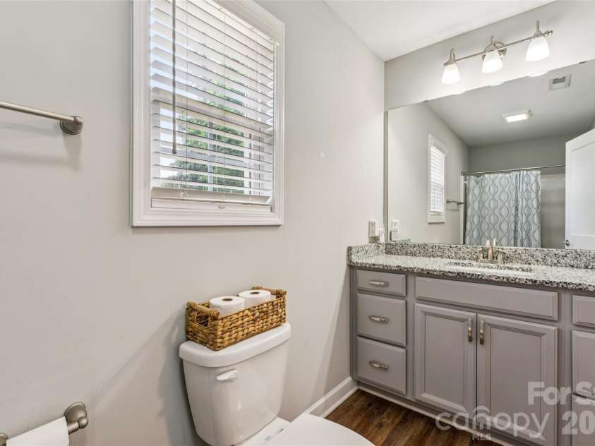 414 Cove Lane, China Grove, NC 28023.  MLS# CAR4377440, YatesRealty ID 22094. Primary bath