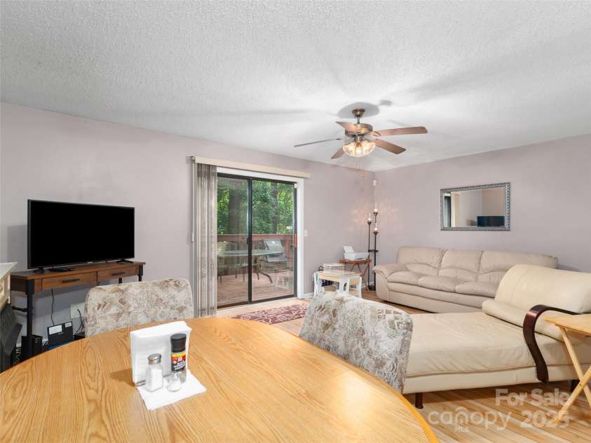 32 Marblegate Court, Waynesville, NC 28785.  MLS# CAR4274118, YatesRealty ID 22095. 