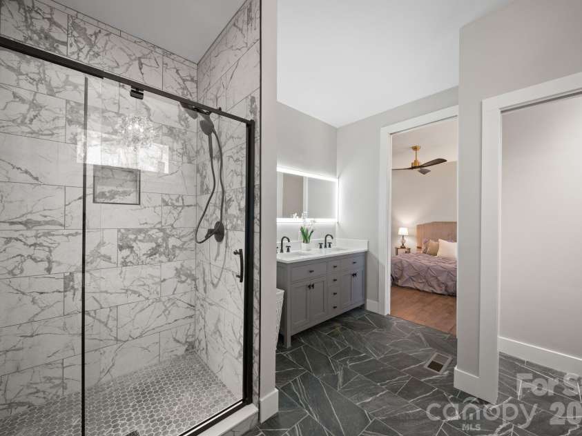 75 Scott Meadows Drive, Asheville, NC 28806.  MLS# CAR4357737, YatesRealty ID 22095. 